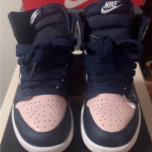 Air Jordan 1 Retro High OG PS Size 2
'Bubble Gum
Worn once Excellent Condition